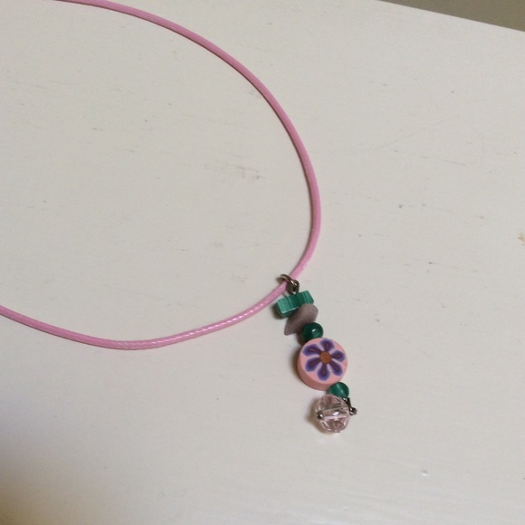 Handmade Hippie pink daisy mod flower necklace - Picture 2 of 4